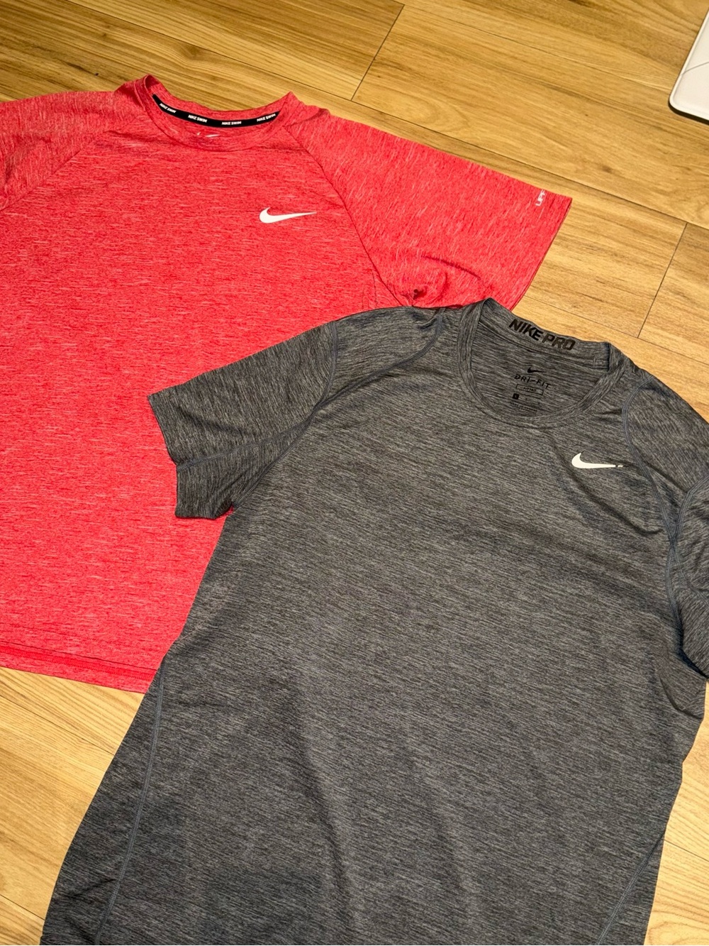 Nike Heather Red & Heather Gray Dri-FIT Athletic Tops Lot of 2 Men’s large - Picture 2 of 3